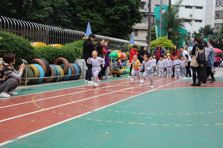 遠(yuǎn)恒佳花園幼兒園家長半日開放活動報道