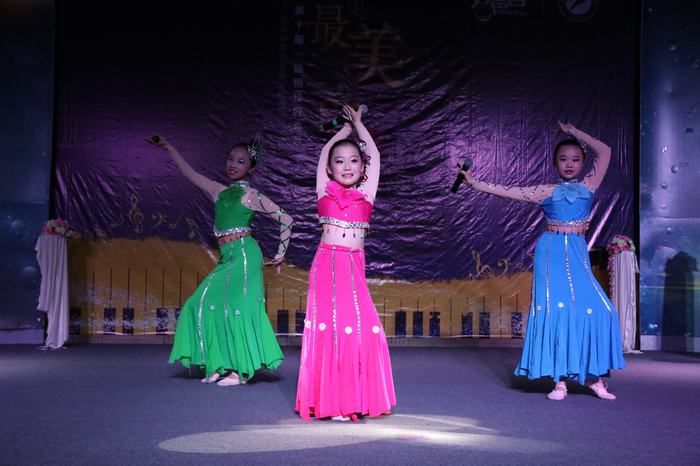 你唱我唱大家唱，你聽我聽好聲音！ ——2019年第十屆“遠(yuǎn)恒佳好聲音”龍華校海選如火如荼